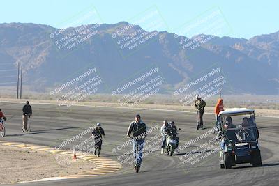 media/Jan-09-2025-Racers Edge (Thu) [[9e316ffd38]]/1-Around the Pits-Track Walk/